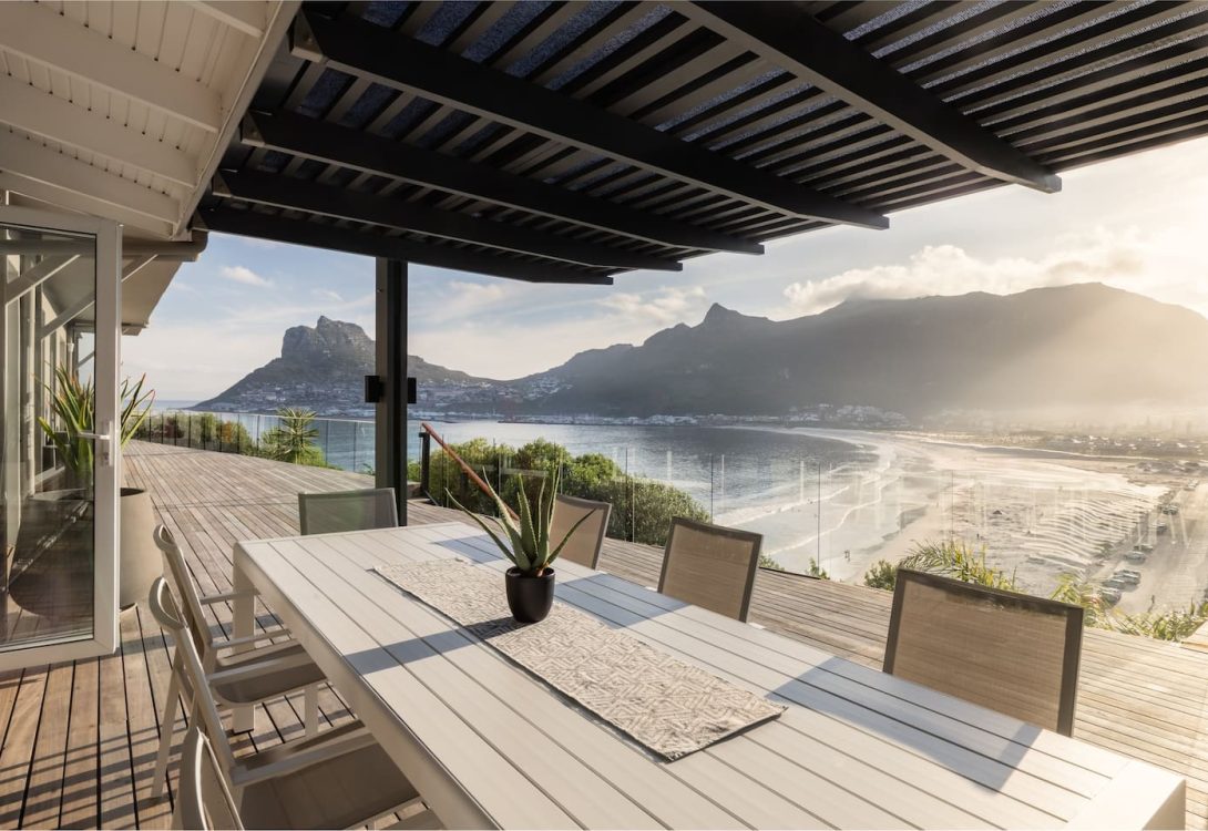 imgi_7_Leopard-Rock-Villa-1-Chapmans-Peak-Dr-Hout-Bay-24-1090×750