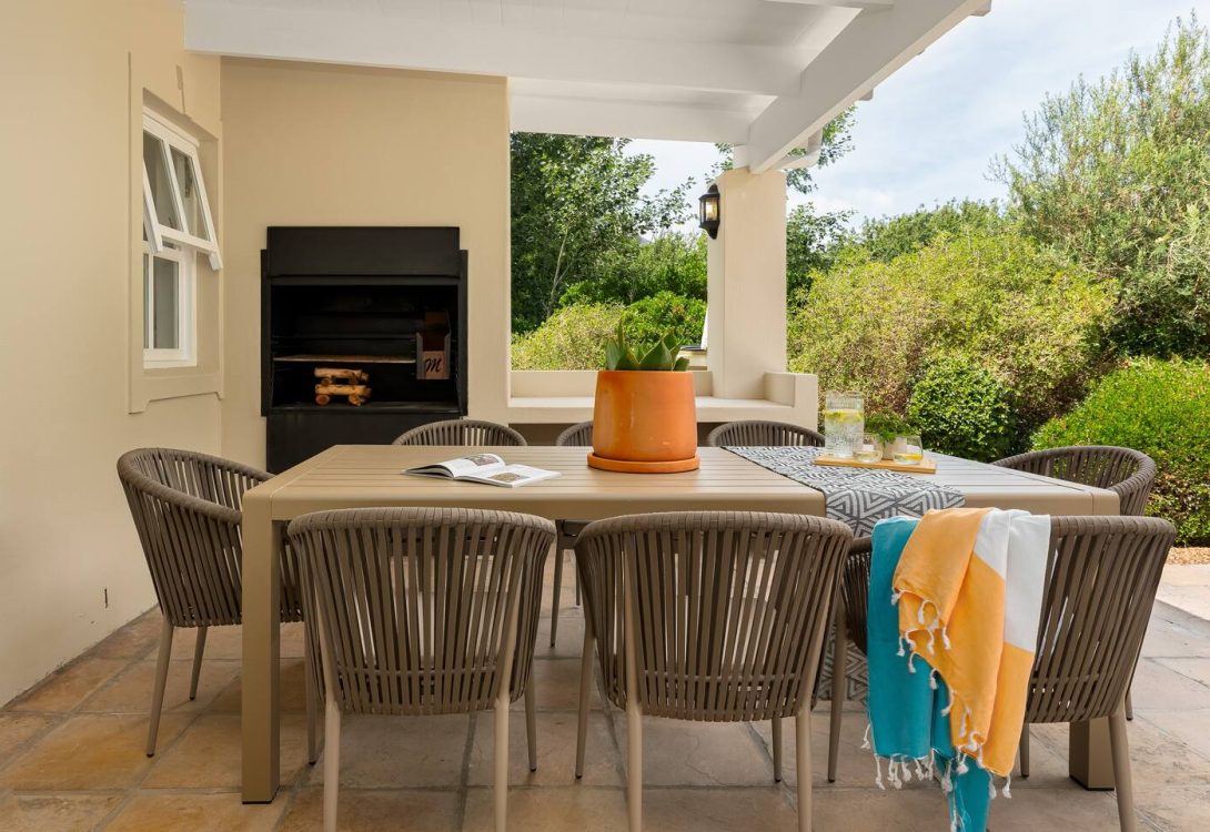 imgi_7_The-Verve-Villa-Hout-Bay-19-1090×750