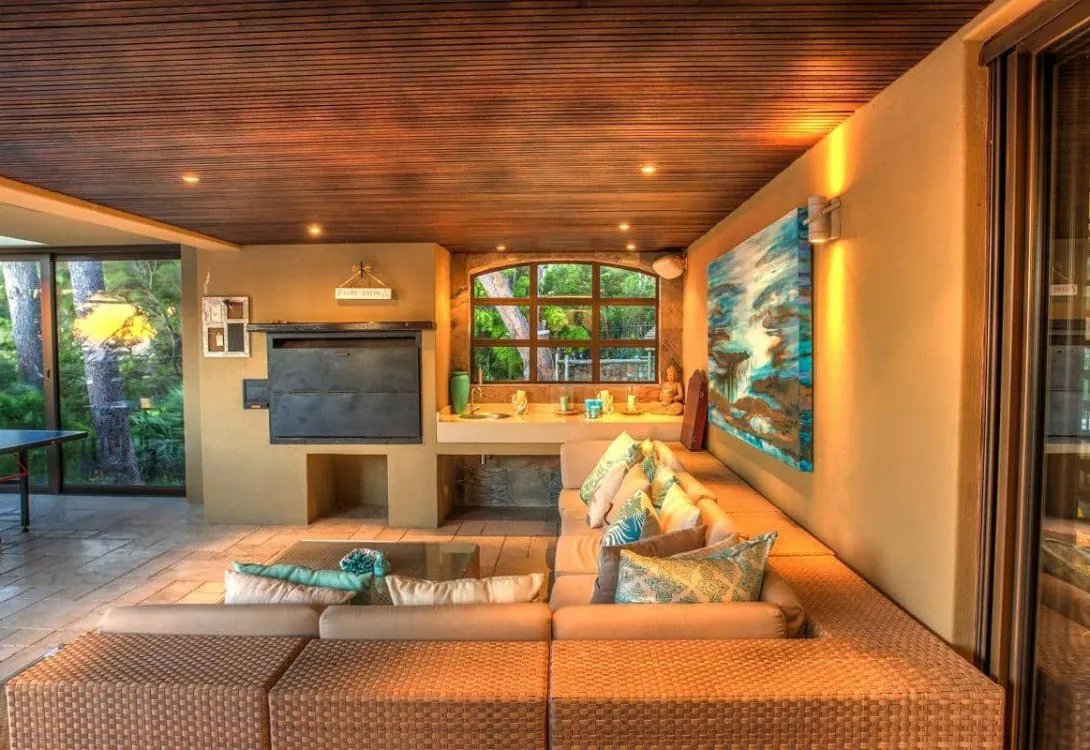 Roc-Manor-Camps-Bay-13-1090×750