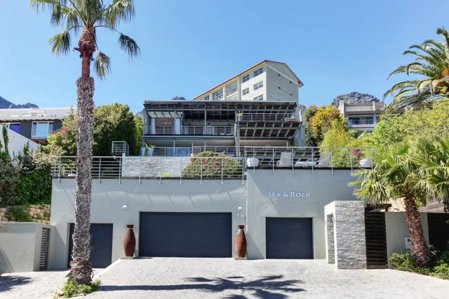 Sea-Rock-Villa-1A-Rontree-Ave-Camps-Bay40