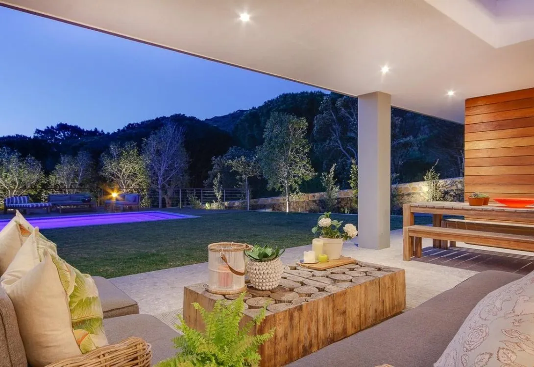 Shanklin-Villa-Camps-Bay-23-1090×750 (1)