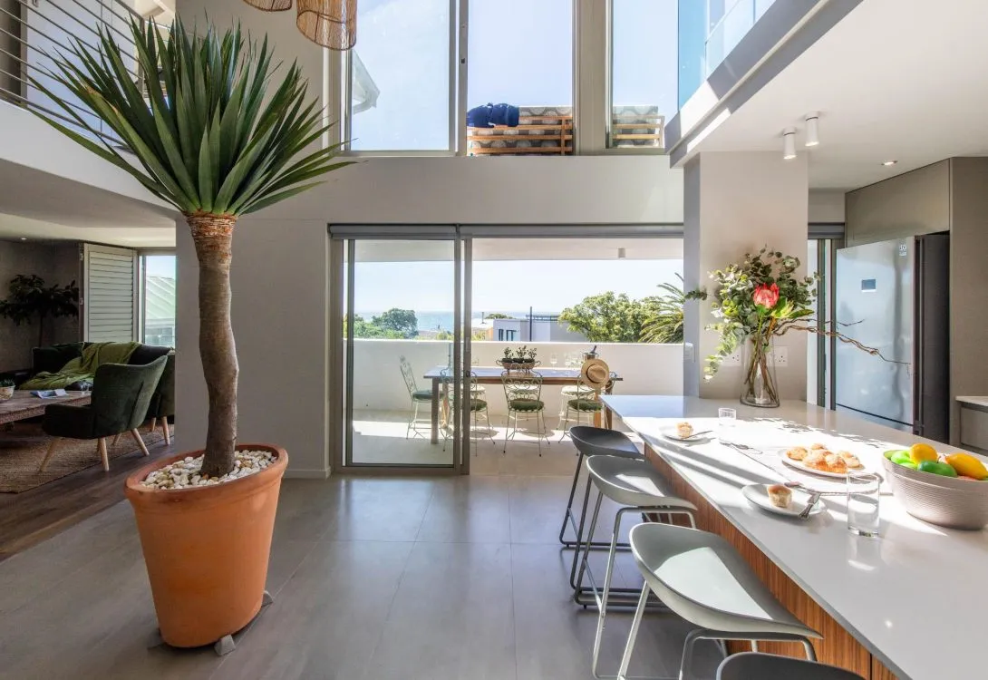 The-Shed-Camps-Bay-Rental-27-1090×750