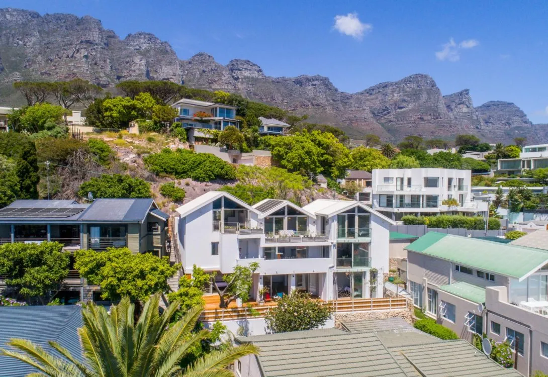 The-Shed-Camps-Bay-Rental-38-1090×750