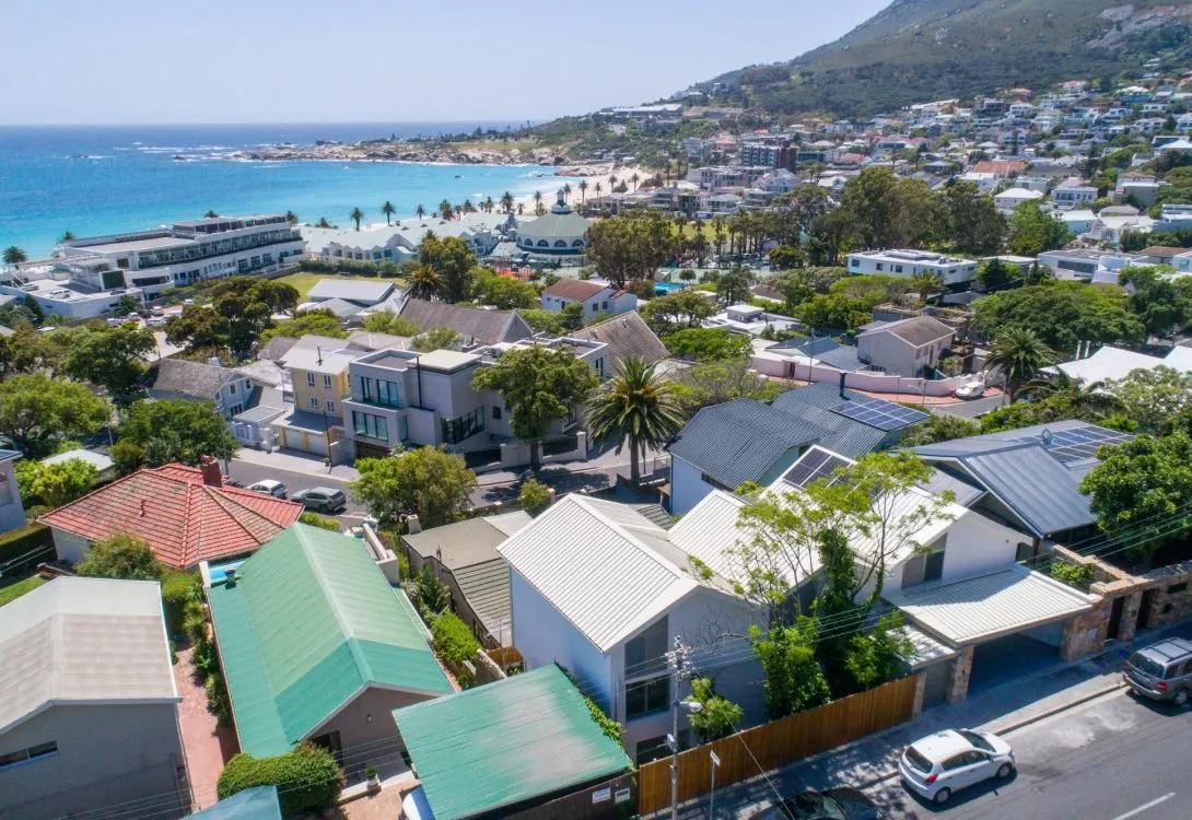 The-Shed-Camps-Bay-Rental-39-1090×750